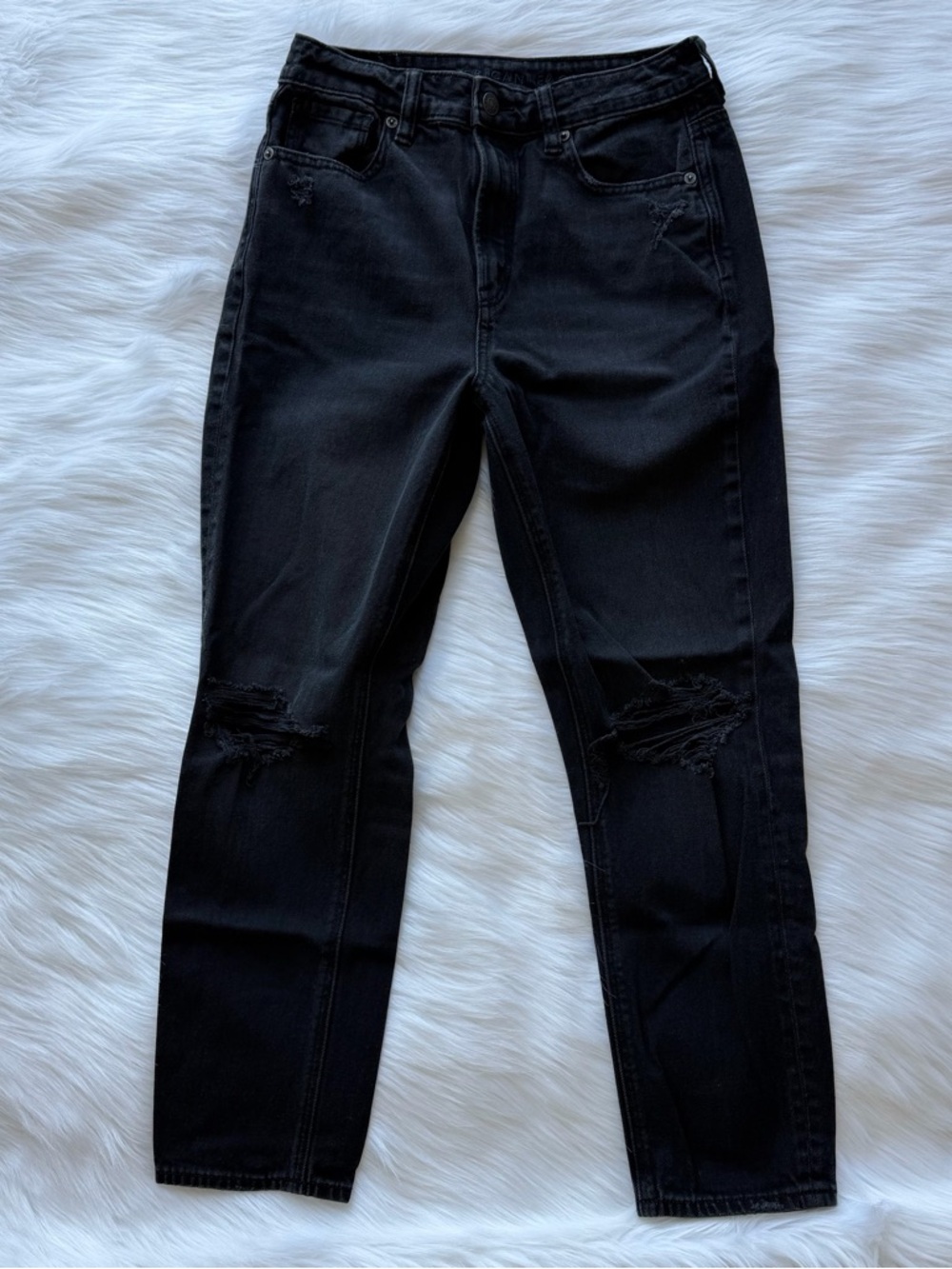 American Eagle Mom Jeans
